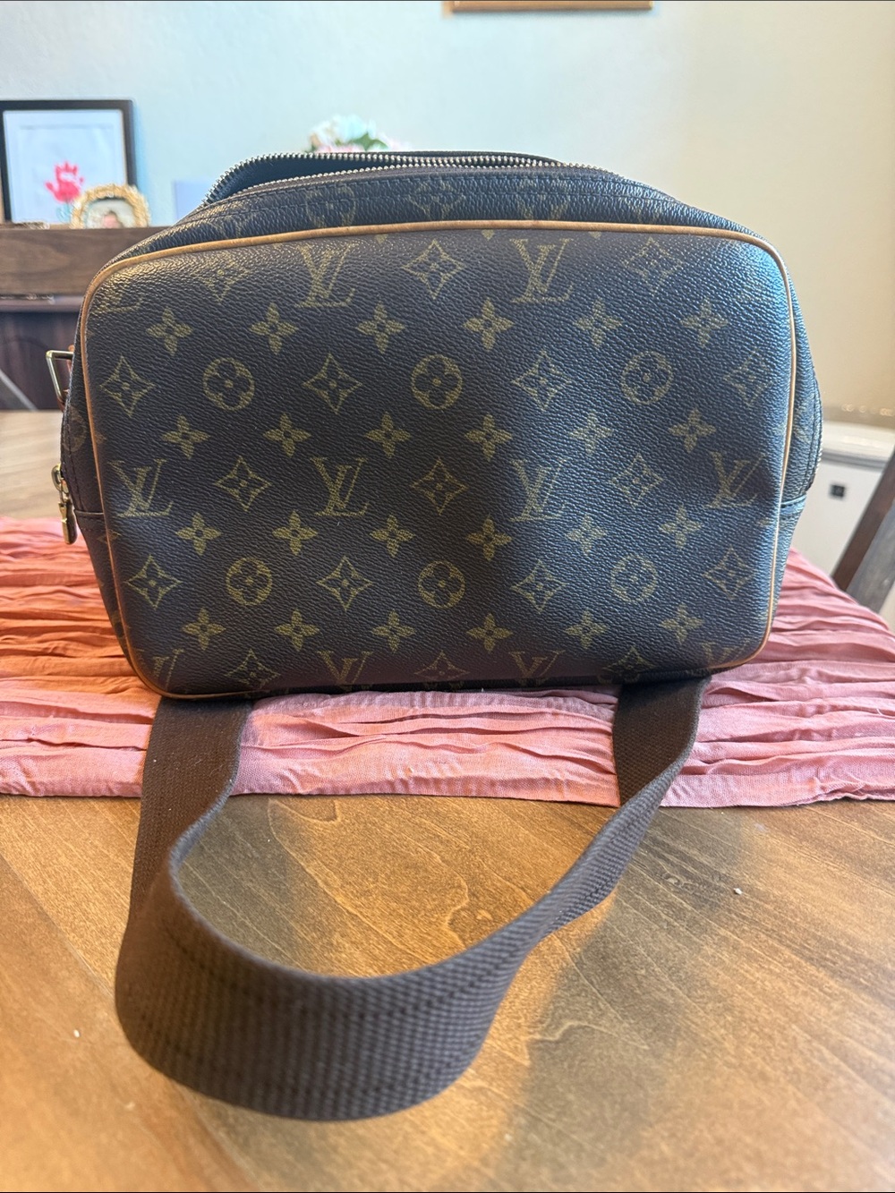 Louis Vuitton Monogram Reporter Bag - Brown & Tan